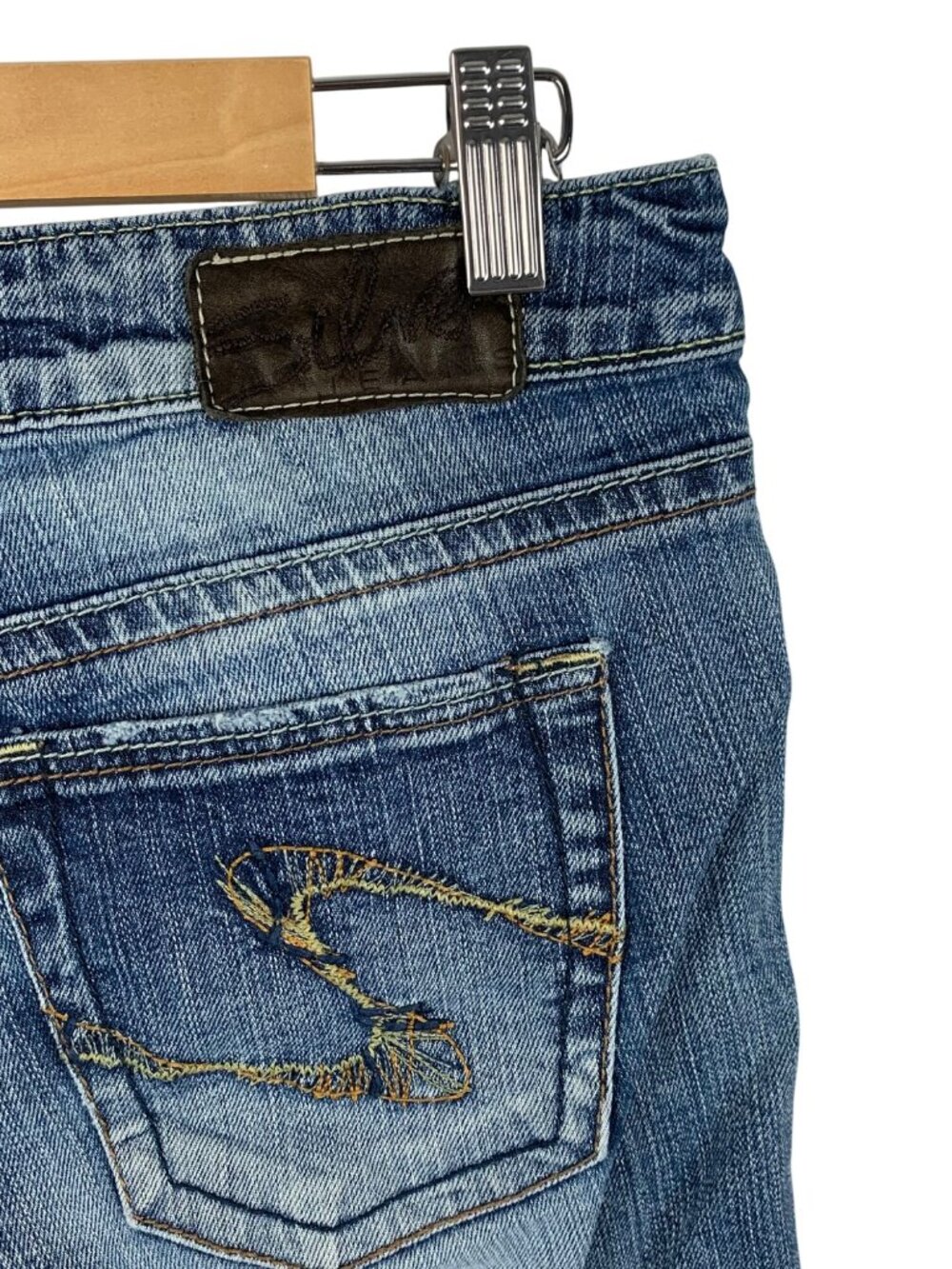 Silver Jean Cut off Bermuda shorts twisted womens size 28 - Picture 4 of 7